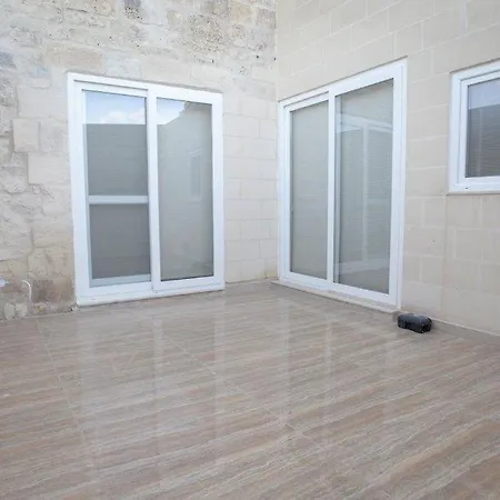 فيلة Luxurious 3 Bedroom With A Pool In